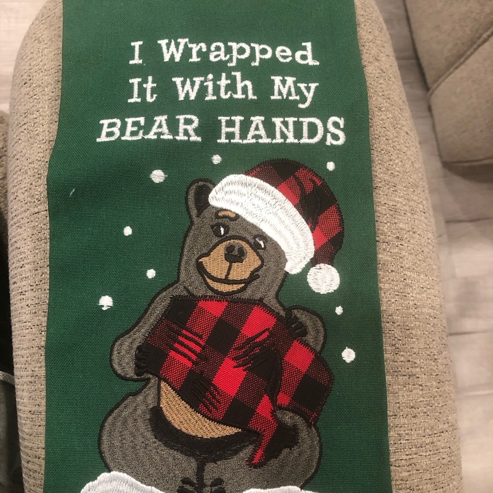 Park Designs Festive Bear Kitchen Towels- Green and Red - Set of Two Towels